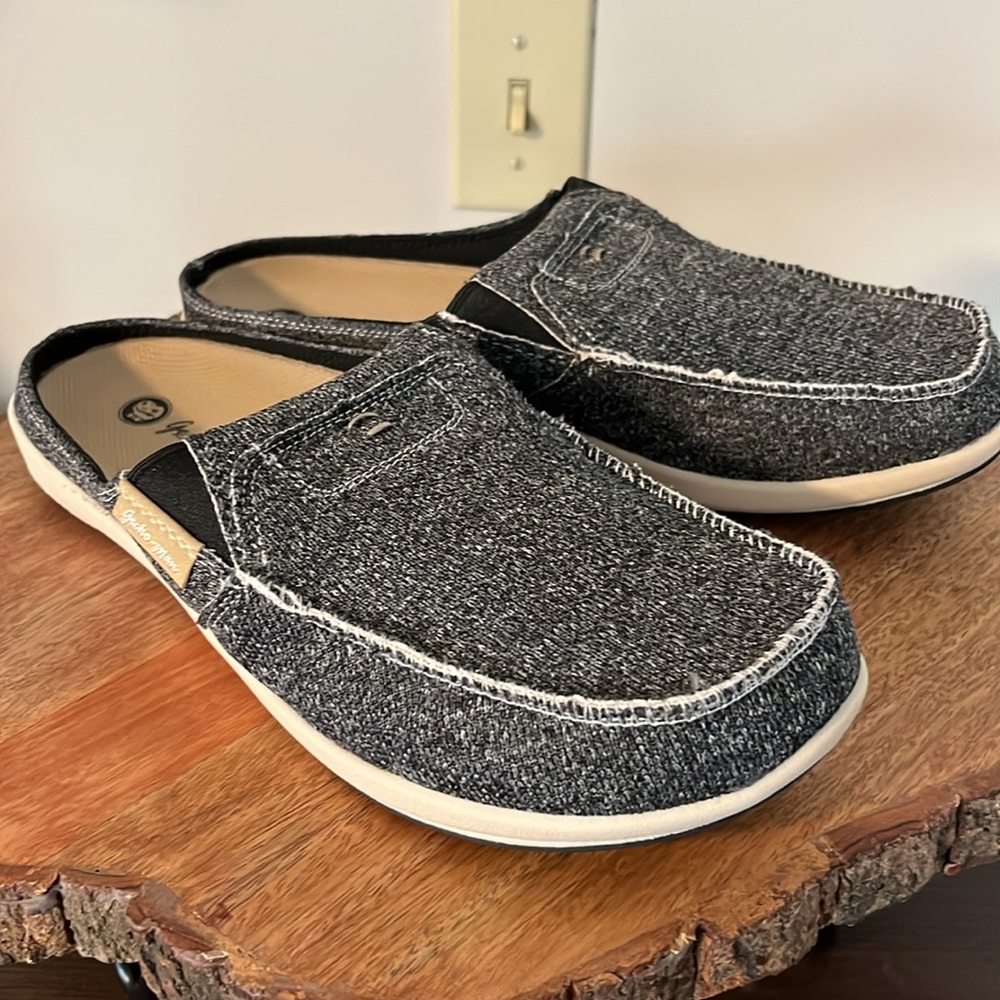 WalkHero Women’s Stretch Slides with Arch Support